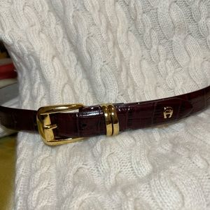 Etienne Aigner Brown Leather Belt M, EUC, Minor to be expected, scuffs on buckle